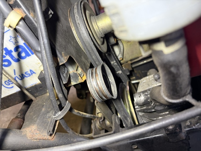 WADO SS980 除雪機 プーリー ベルト点検